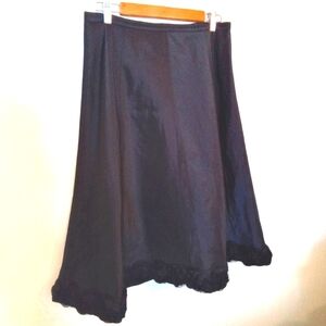 Gilani Women's Full Black Skirt with Rosette Detail Size Medium